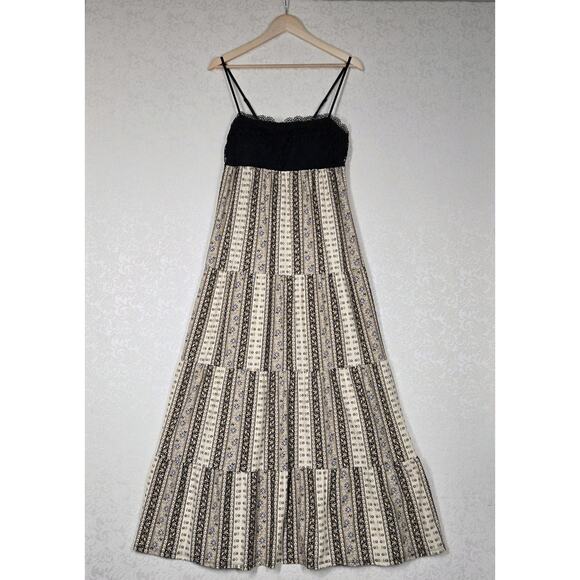 No Boundaries Maxi Dress sz M Black Tan Strappy Tiered Crochet Lace Boho - Picture 16 of 16